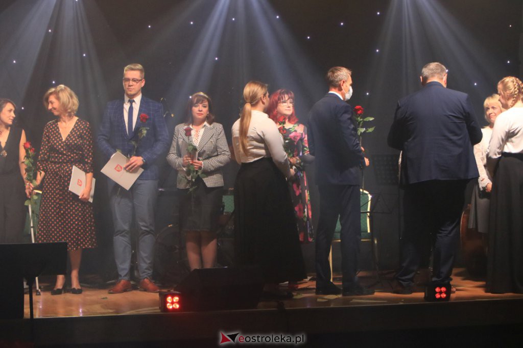 Dzień Nauczyciela w Ostrołęce [14.10.2021] - zdjęcie #92 - eOstroleka.pl
