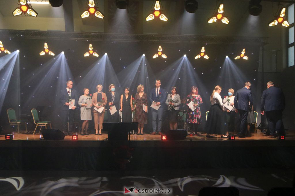 Dzień Nauczyciela w Ostrołęce [14.10.2021] - zdjęcie #90 - eOstroleka.pl