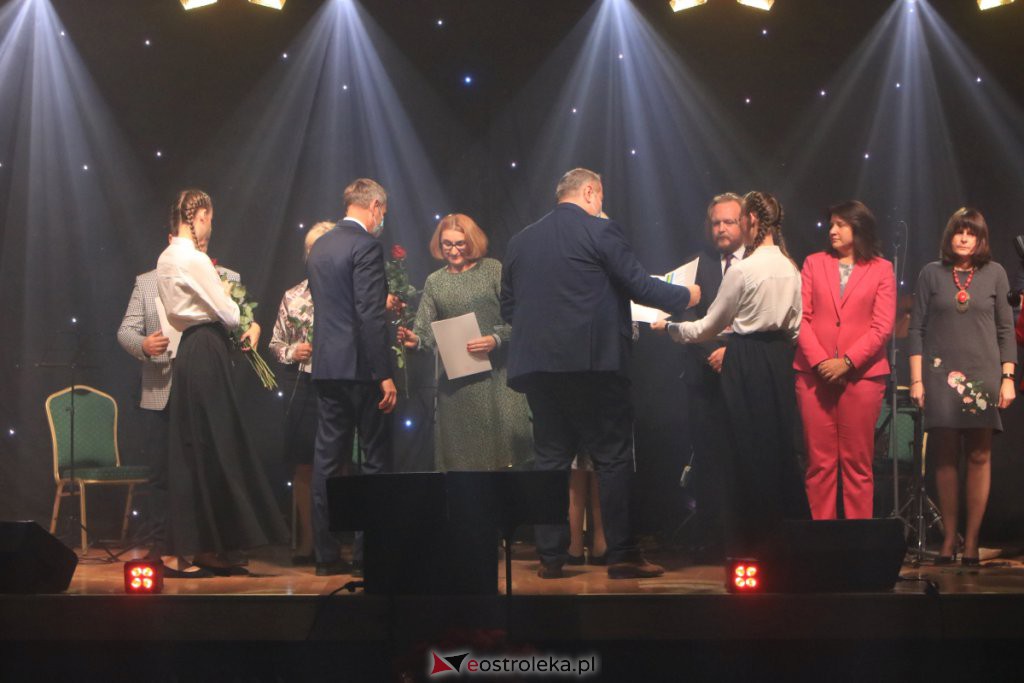 Dzień Nauczyciela w Ostrołęce [14.10.2021] - zdjęcie #87 - eOstroleka.pl