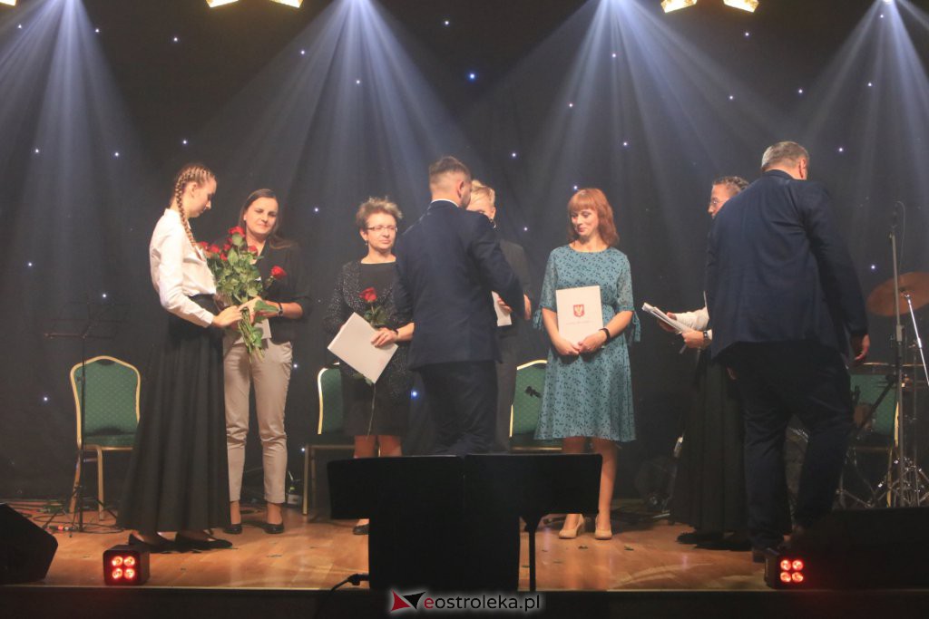 Dzień Nauczyciela w Ostrołęce [14.10.2021] - zdjęcie #57 - eOstroleka.pl