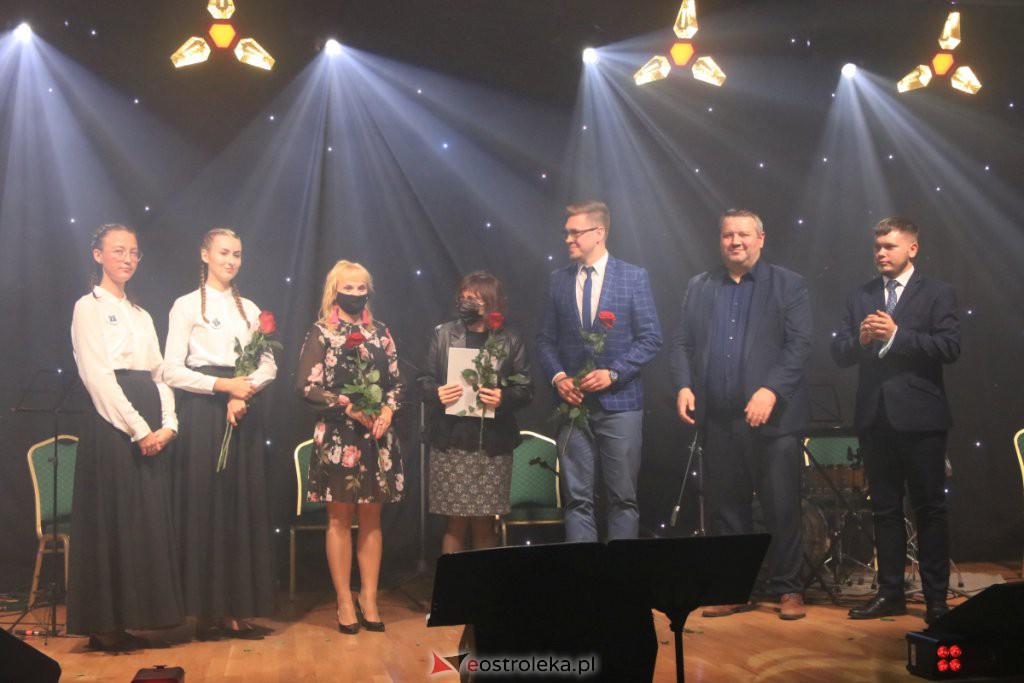 Dzień Nauczyciela w Ostrołęce [14.10.2021] - zdjęcie #29 - eOstroleka.pl