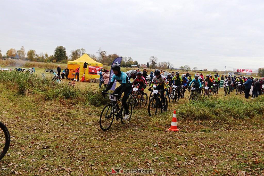 Kolarski wyścig jesieni w Czarnowcu [17.10.2021] - zdjęcie #54 - eOstroleka.pl