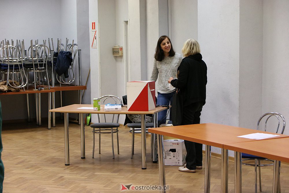 Wybory uzupełniające do Rady Osiedla Dzieci Polskich [20.10.2021] - zdjęcie #3 - eOstroleka.pl