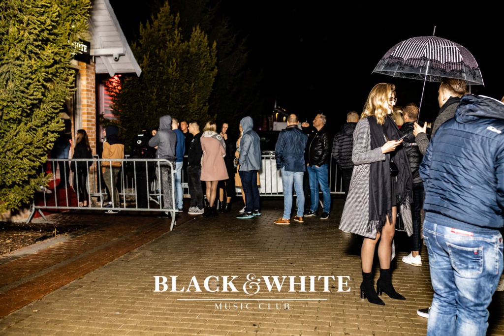 Licealne otrzęsiny w Clubie Black&White [15.10.2021] - zdjęcie #49 - eOstroleka.pl