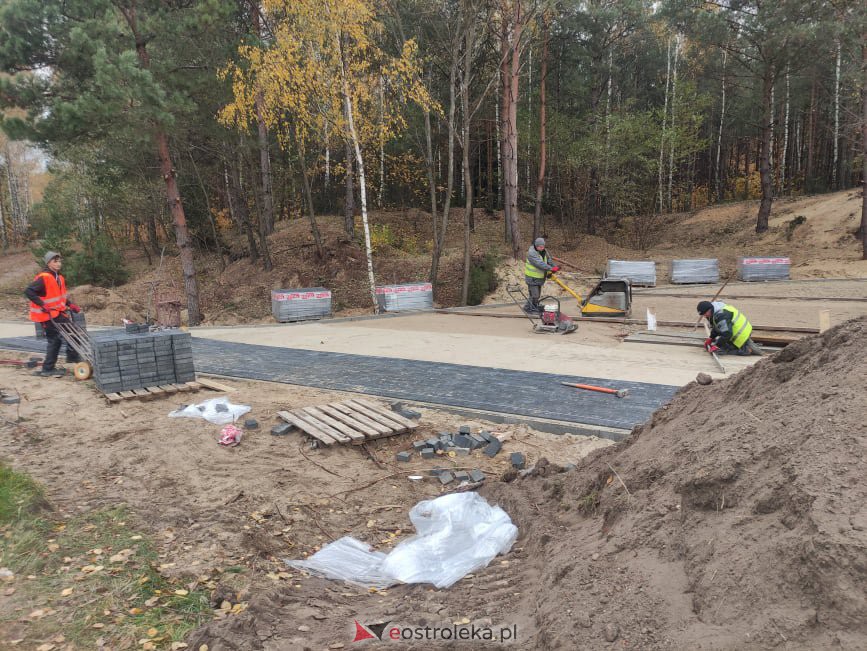 Budowa CRE w Durlasach [21.10.2021] - zdjęcie #10 - eOstroleka.pl