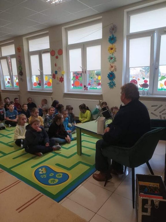 Spotkanie z autorem książek dla dzieci, Wiesławem Drabikiem - zdjęcie #10 - eOstroleka.pl