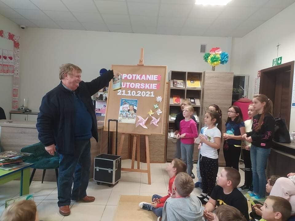 Spotkanie z autorem książek dla dzieci, Wiesławem Drabikiem - zdjęcie #11 - eOstroleka.pl