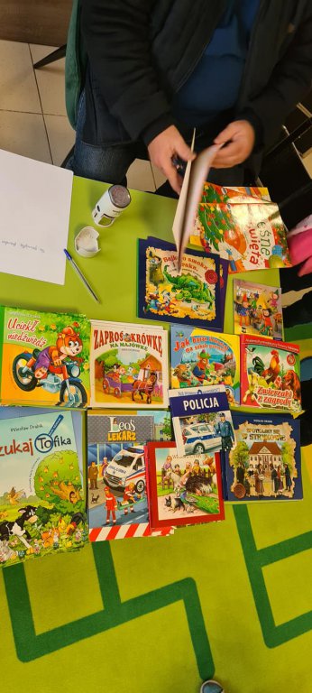 Spotkanie z autorem książek dla dzieci, Wiesławem Drabikiem - zdjęcie #12 - eOstroleka.pl