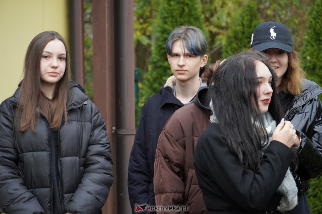 Wielkie sprzątania na Osiedlu Leśne 2021 [23.10.2021] - zdjęcie #28 - eOstroleka.pl