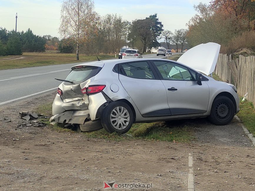 Wypadek w Antoniach na DK-53 [24.10.2021] - zdjęcie #5 - eOstroleka.pl
