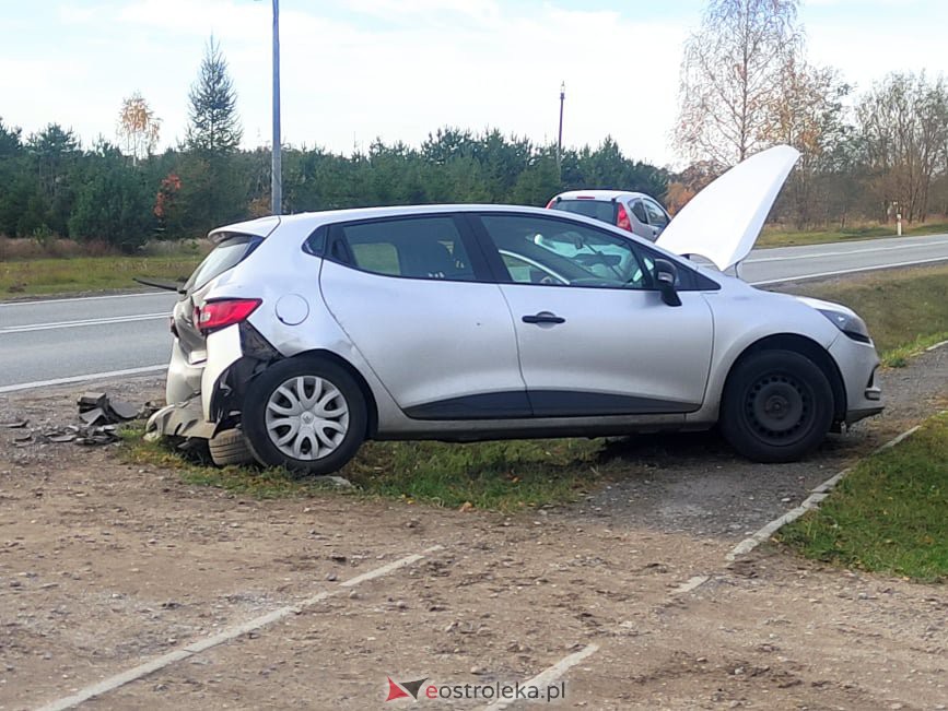 Wypadek w Antoniach na DK-53 [24.10.2021] - zdjęcie #13 - eOstroleka.pl