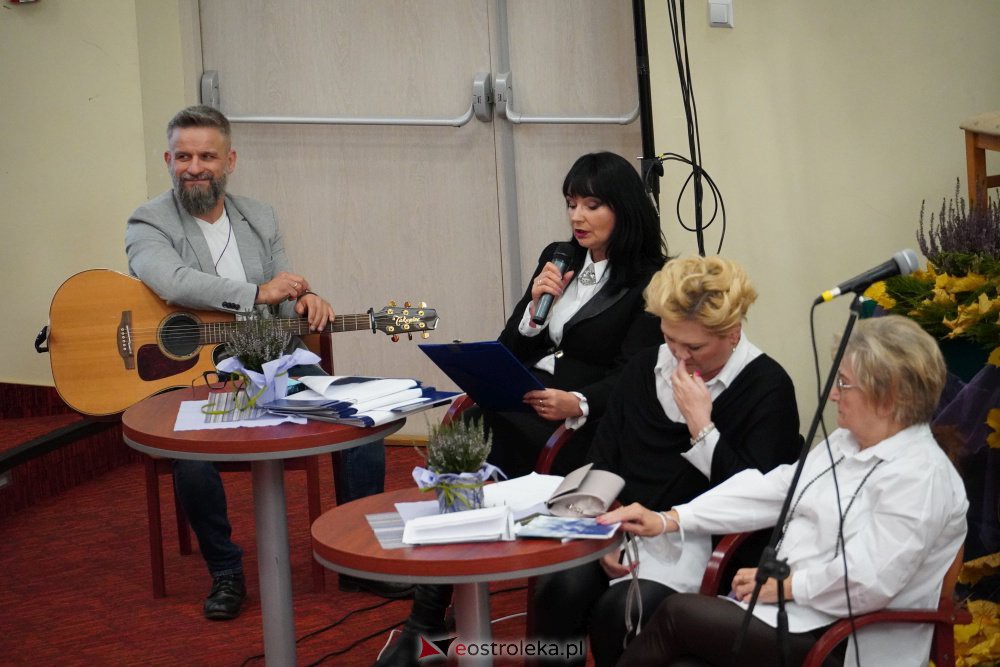 Narwiańskie Zaduszki literackie [25.10.2021] - zdjęcie #6 - eOstroleka.pl