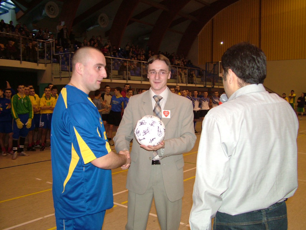 Turniej Gramy dla Piotra - 2005 r.  - zdjęcie #9 - eOstroleka.pl
