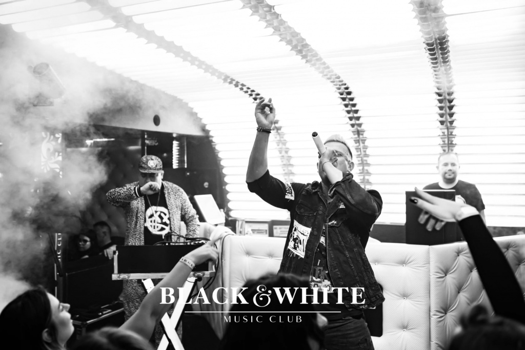 D-Bomb w Clubie Black&White [16.10.2021] - zdjęcie #37 - eOstroleka.pl