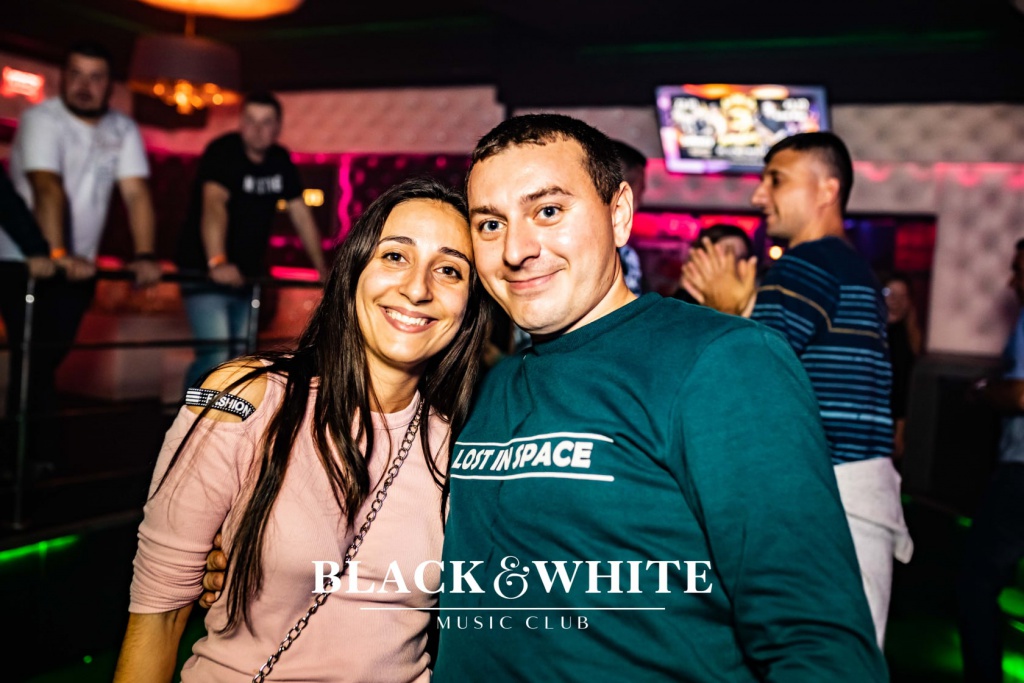 D-Bomb w Clubie Black&White [16.10.2021] - zdjęcie #45 - eOstroleka.pl