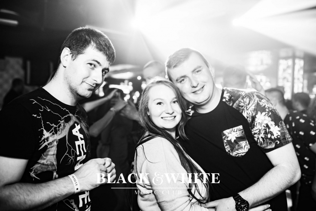 D-Bomb w Clubie Black&White [16.10.2021] - zdjęcie #50 - eOstroleka.pl