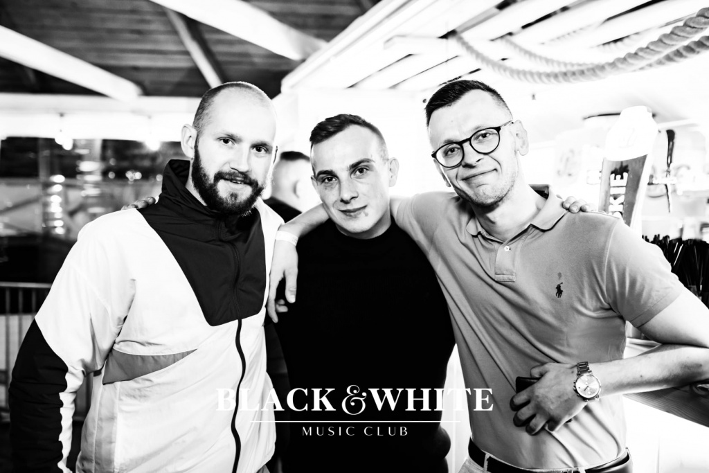 D-Bomb w Clubie Black&White [16.10.2021] - zdjęcie #53 - eOstroleka.pl