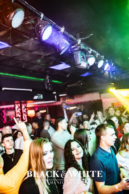 D-Bomb w Clubie Black&White [16.10.2021] - zdjęcie #18 - eOstroleka.pl