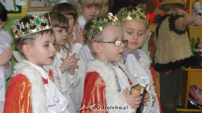 Dzień babci i dziadka w przedszkolu nr.16 - zdjęcie #13 - eOstroleka.pl