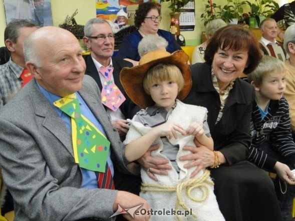 Dzień babci i dziadka w przedszkolu nr.16 - zdjęcie #1 - eOstroleka.pl