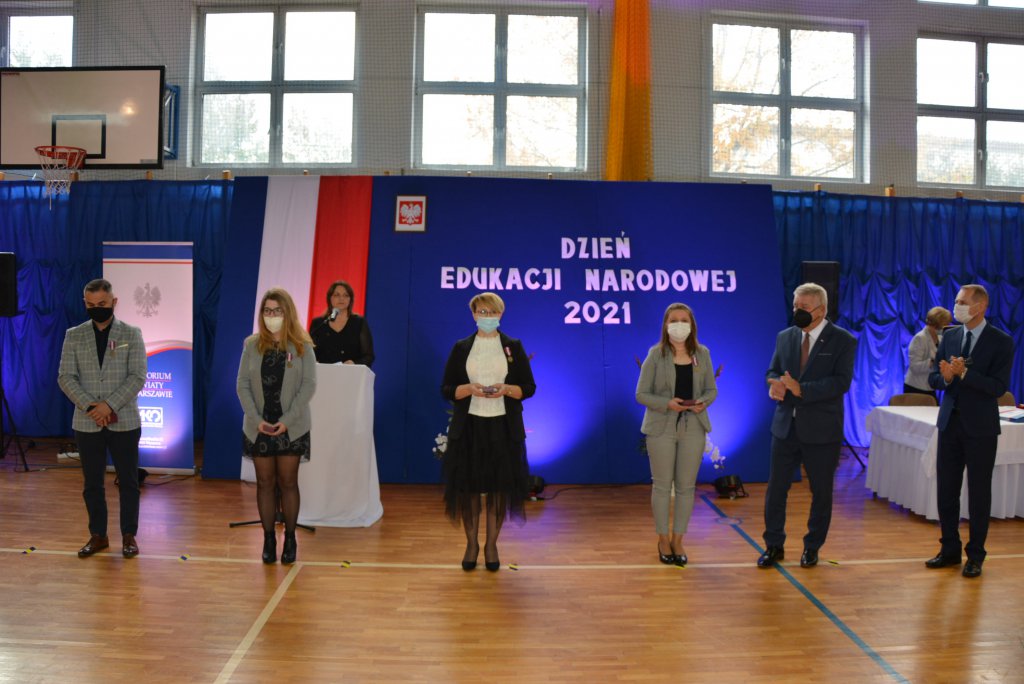 Dzień Edukacji Narodowej 2021 w Olszewie-Borkach - zdjęcie #6 - eOstroleka.pl