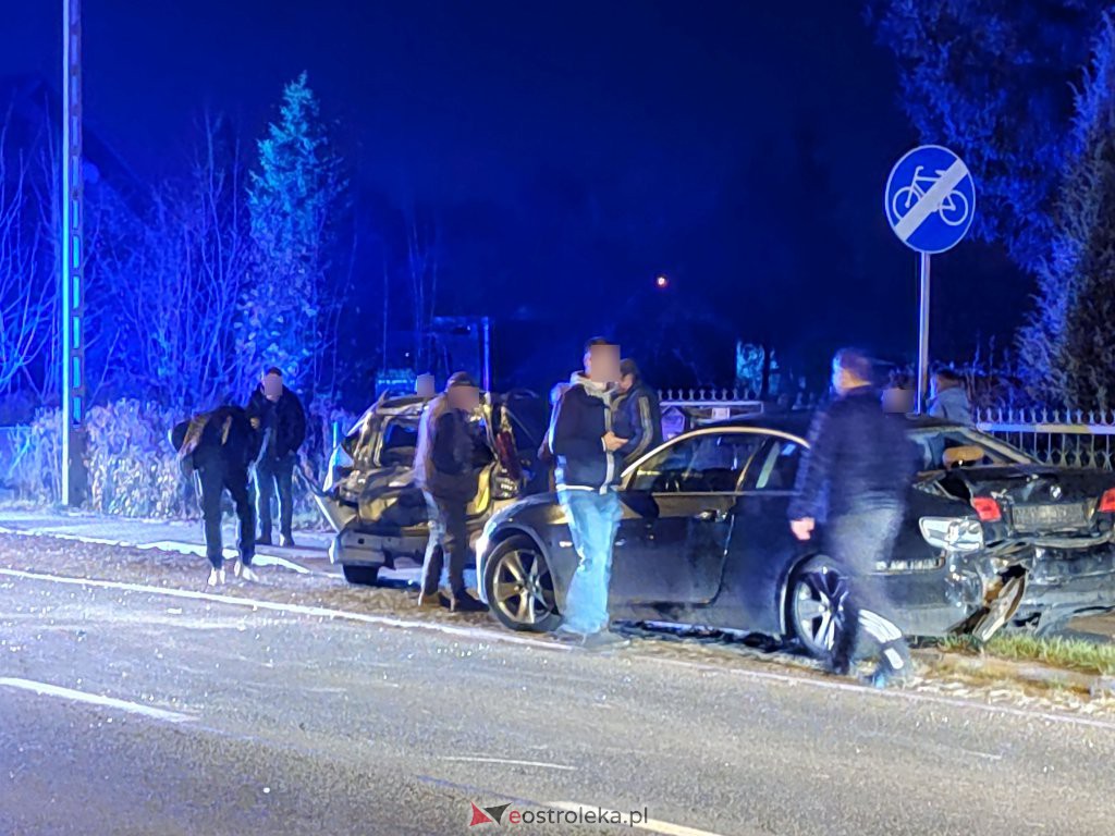 Wypadek w Rzekuniu [29.10.2021] - zdjęcie #18 - eOstroleka.pl