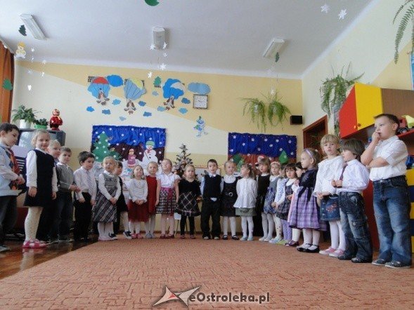 Dzień babci i dziadka w przedszkolu nr.13  - zdjęcie #4 - eOstroleka.pl