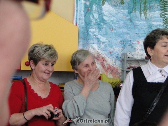 Dzień babci i dziadka w przedszkolu nr.13  - zdjęcie #35 - eOstroleka.pl