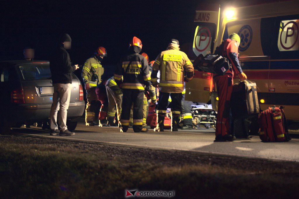 Wypadek w Zabrodziu [30.10.2021] - zdjęcie #23 - eOstroleka.pl