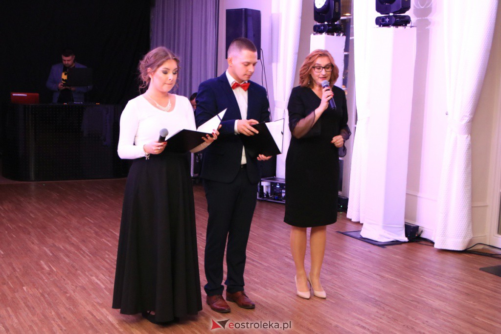 Studniówka w ZSZ nr 4 [30.10.2021] - zdjęcie #188 - eOstroleka.pl