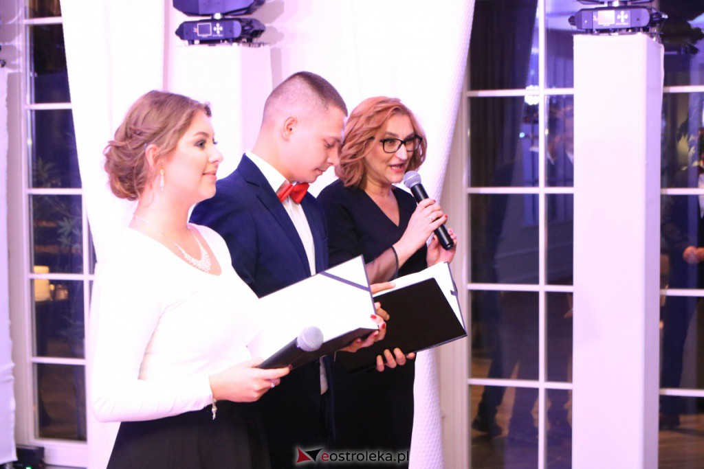 Studniówka w ZSZ nr 4 [30.10.2021] - zdjęcie #185 - eOstroleka.pl