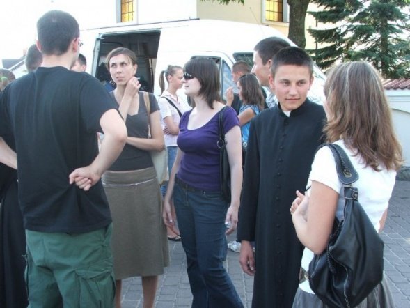 XXIII Piesza Pielgrzymka na Jasną Górę-wyjście - zdjęcie #99 - eOstroleka.pl