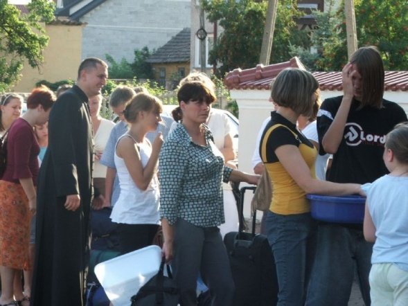 XXIII Piesza Pielgrzymka na Jasną Górę-wyjście - zdjęcie #97 - eOstroleka.pl