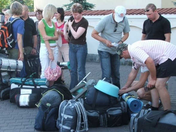 XXIII Piesza Pielgrzymka na Jasną Górę-wyjście - zdjęcie #95 - eOstroleka.pl