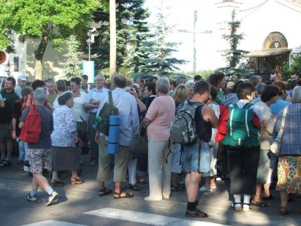 XXIII Piesza Pielgrzymka na Jasną Górę-wyjście - zdjęcie #91 - eOstroleka.pl