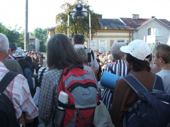 XXIII Piesza Pielgrzymka na Jasną Górę-wyjście - zdjęcie #79 - eOstroleka.pl