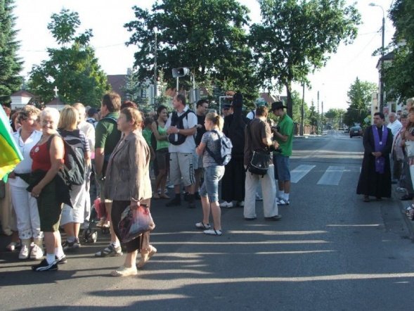 XXIII Piesza Pielgrzymka na Jasną Górę-wyjście - zdjęcie #71 - eOstroleka.pl