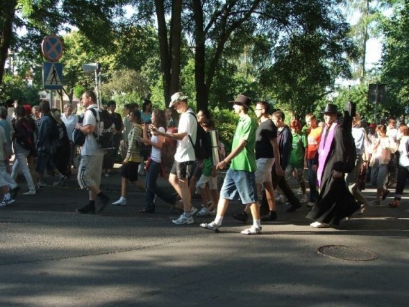 XXIII Piesza Pielgrzymka na Jasną Górę-wyjście - zdjęcie #43 - eOstroleka.pl