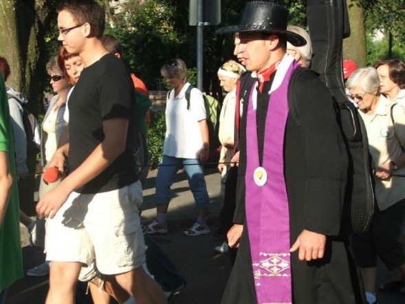 XXIII Piesza Pielgrzymka na Jasną Górę-wyjście - zdjęcie #40 - eOstroleka.pl