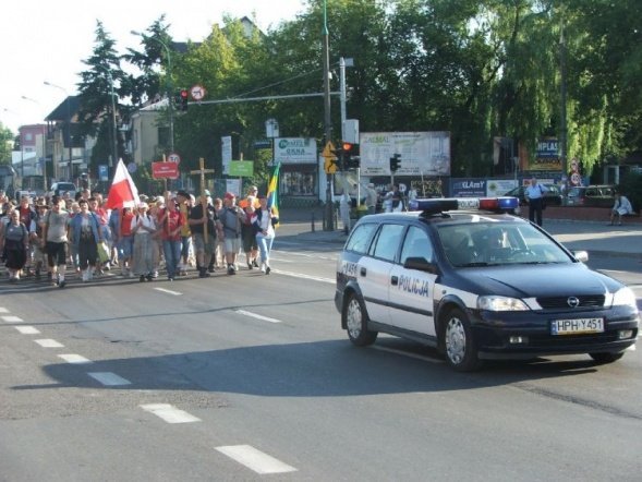 XXIII Piesza Pielgrzymka na Jasną Górę-wyjście - zdjęcie #37 - eOstroleka.pl