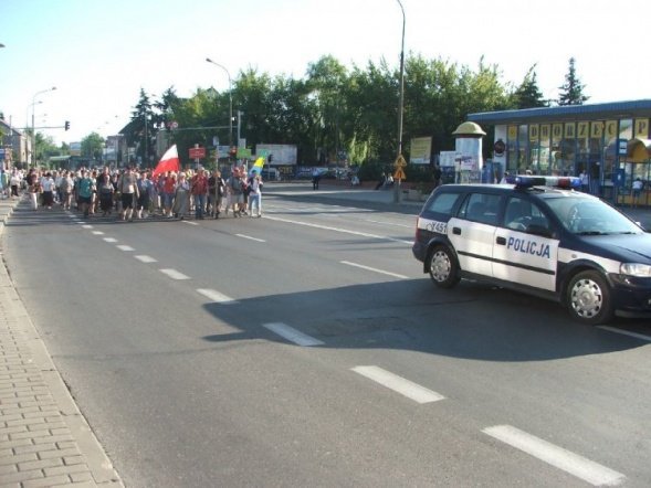 XXIII Piesza Pielgrzymka na Jasną Górę-wyjście - zdjęcie #36 - eOstroleka.pl