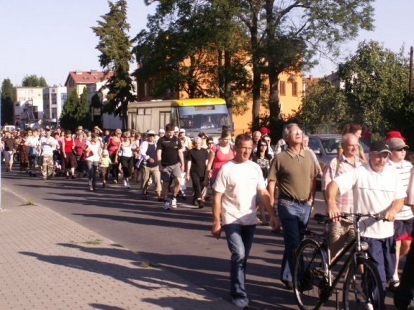 XXIII Piesza Pielgrzymka na Jasną Górę-wyjście - zdjęcie #12 - eOstroleka.pl