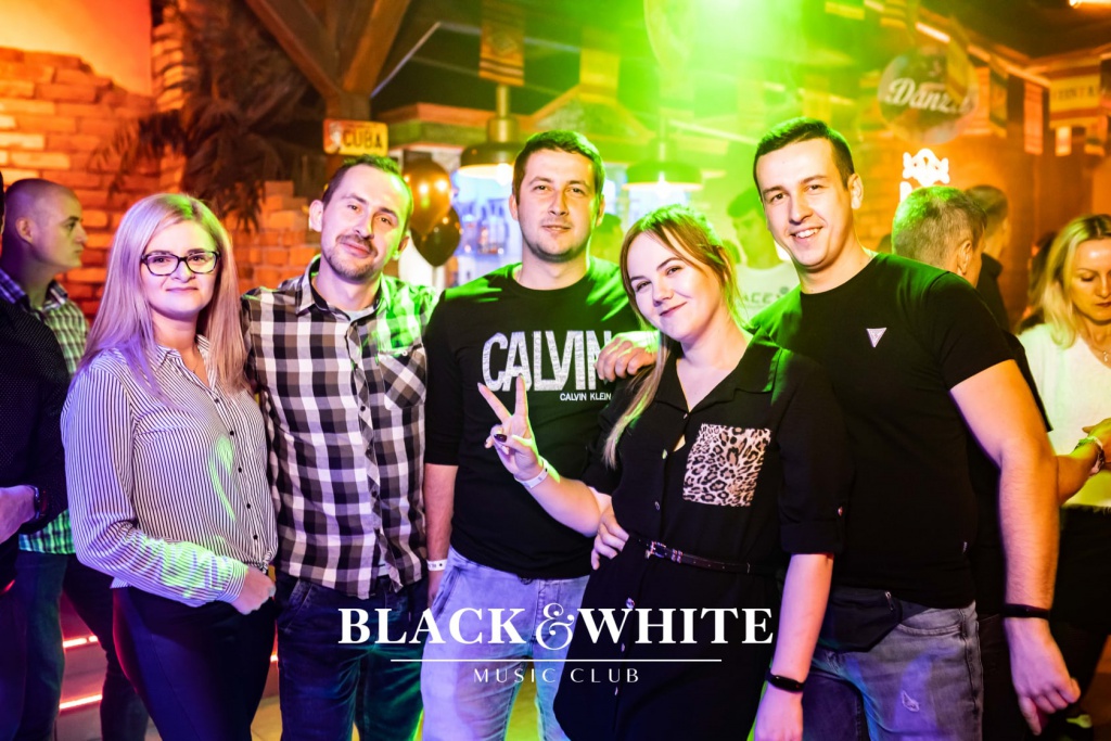 Club Black&White świętował swoje trzecie urodziny [23.10.2021] - zdjęcie #13 - eOstroleka.pl