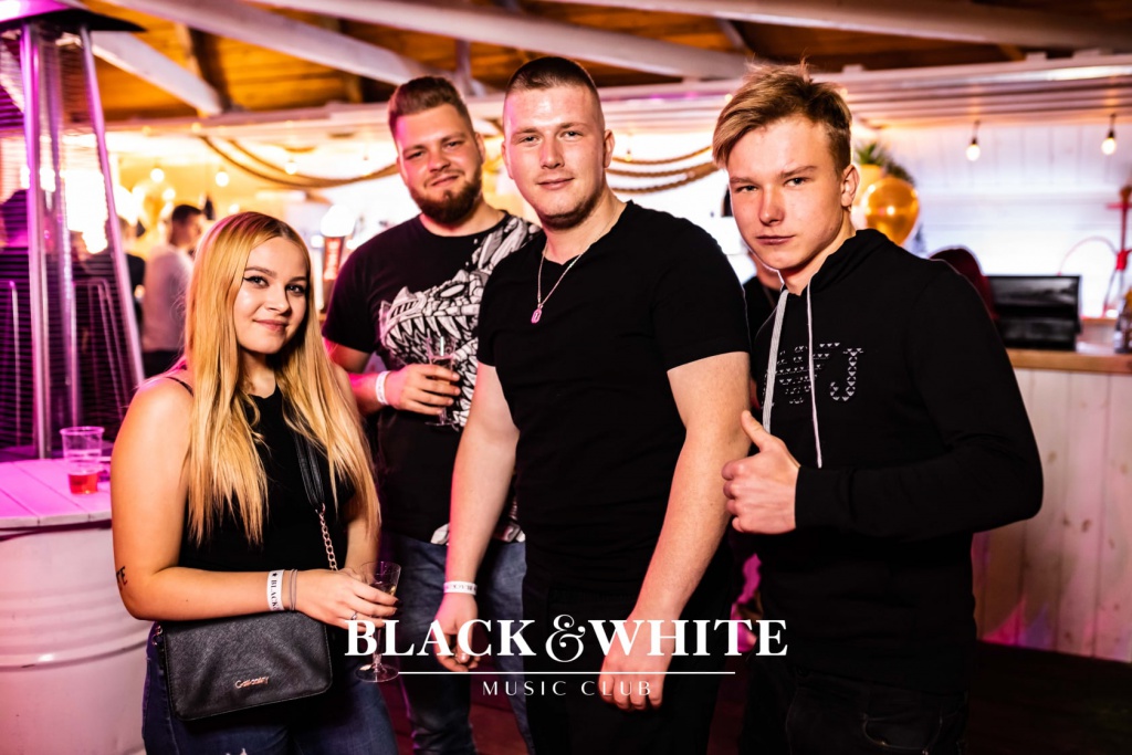 Club Black&White świętował swoje trzecie urodziny [23.10.2021] - zdjęcie #14 - eOstroleka.pl