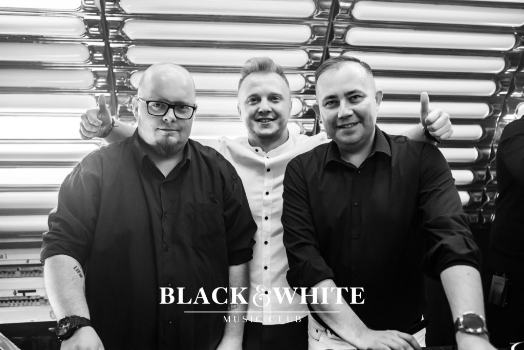 Club Black&White świętował swoje trzecie urodziny [23.10.2021] - zdjęcie #27 - eOstroleka.pl