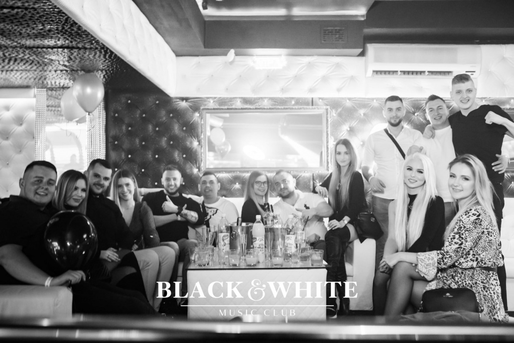 Club Black&White świętował swoje trzecie urodziny [23.10.2021] - zdjęcie #41 - eOstroleka.pl