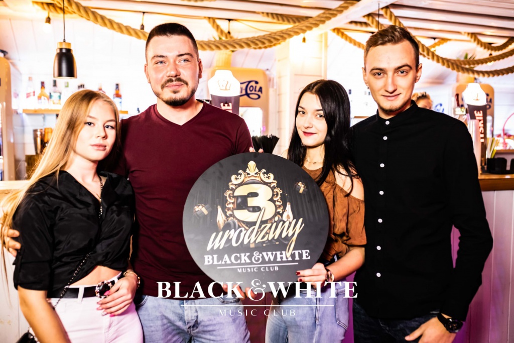 Club Black&White świętował swoje trzecie urodziny [23.10.2021] - zdjęcie #59 - eOstroleka.pl