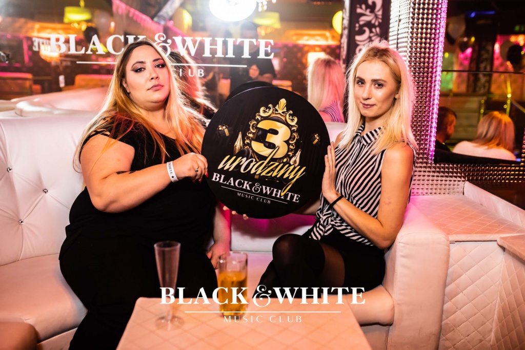 Club Black&White świętował swoje trzecie urodziny [23.10.2021] - zdjęcie #70 - eOstroleka.pl