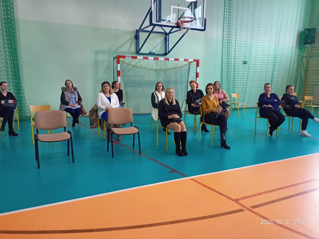 Pasowanie na ucznia w Szkole Podstawowej w Dylewie [27.10.2021] - zdjęcie #5 - eOstroleka.pl