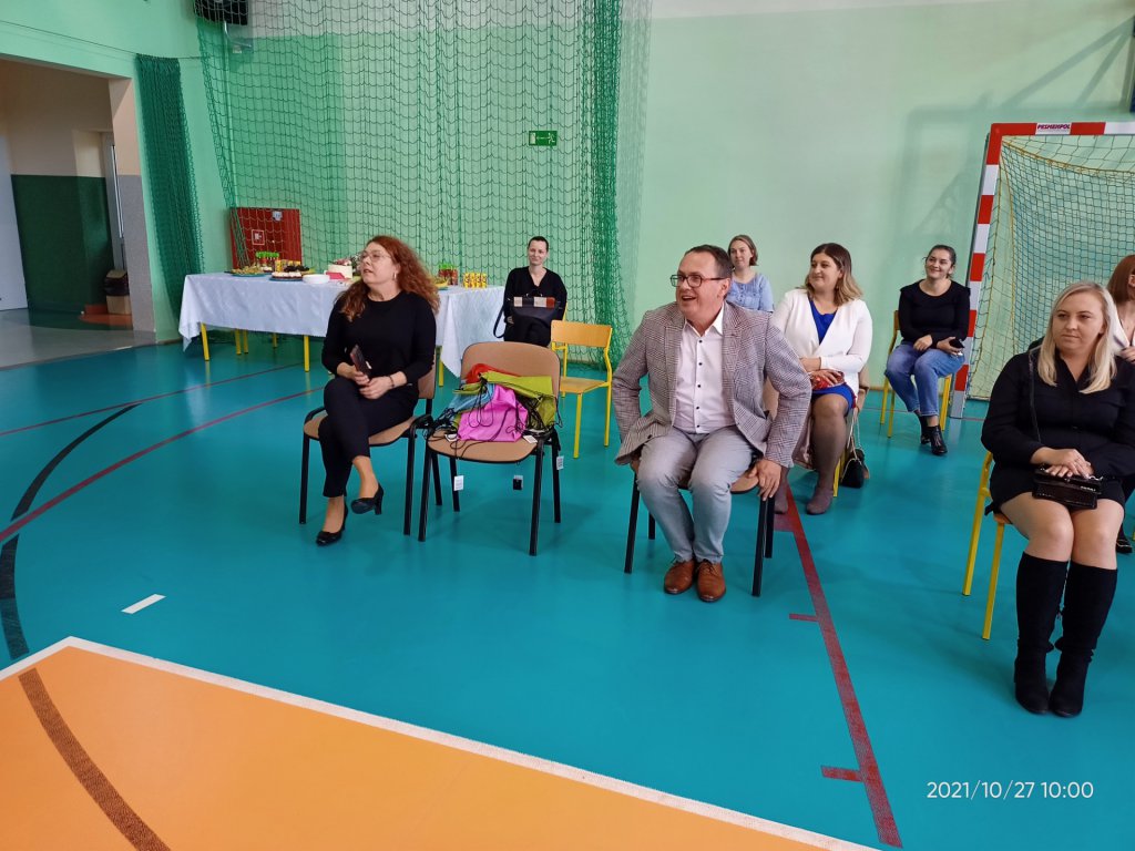 Pasowanie na ucznia w Szkole Podstawowej w Dylewie [27.10.2021] - zdjęcie #18 - eOstroleka.pl